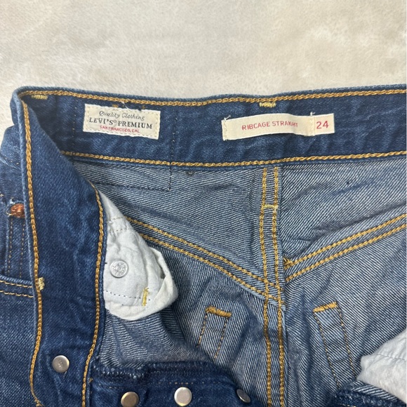 Levi's Premium High Rise Ribcage Straight Leg Dark Wash Denim Jeans Size 24 - Picture 8 of 13